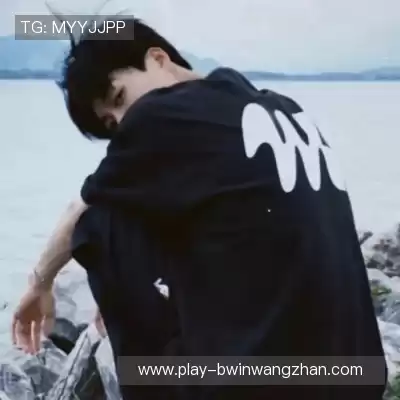 莫青